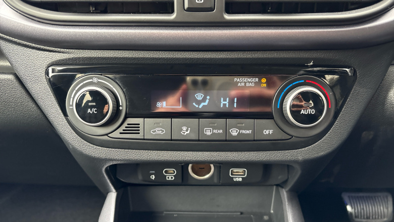 Hyundai i10 1.0 [63] Premium 5dr Auto [Nav] Petrol Hatchback